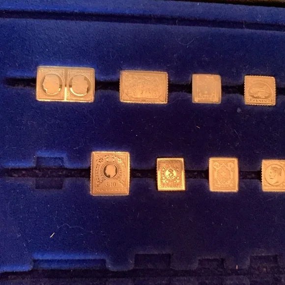 Collection of 25 mini sterling silver stamps from around the world in hard case - Picture 7 of 14